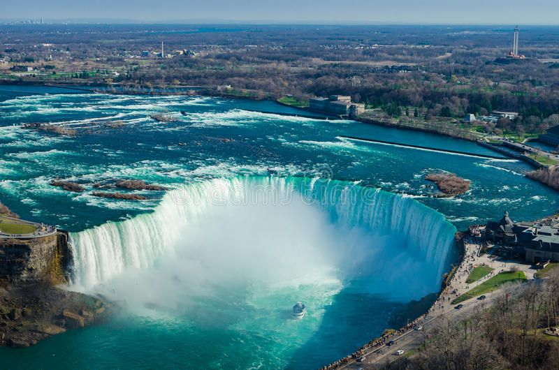 TOUR NO CANADÁ